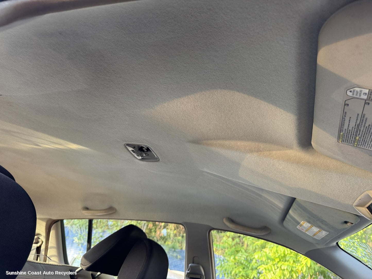 2008 Mitsubishi Triton Hoodlining