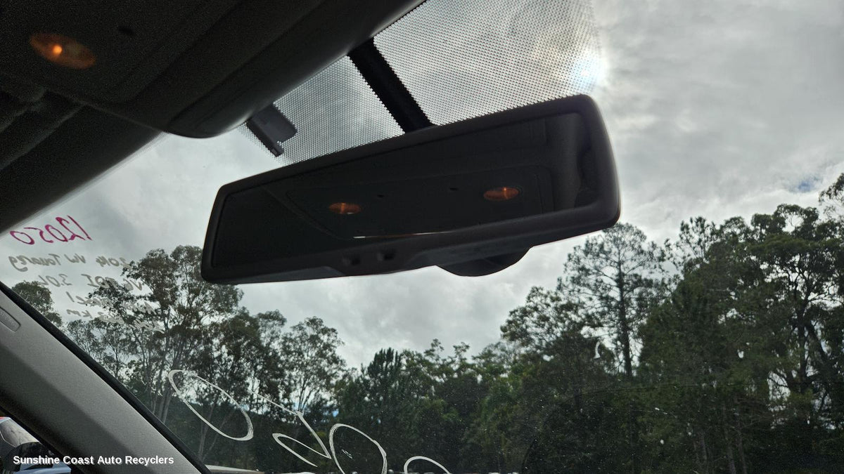2010-2018 Volkswagen Touareg Interior Mirror
