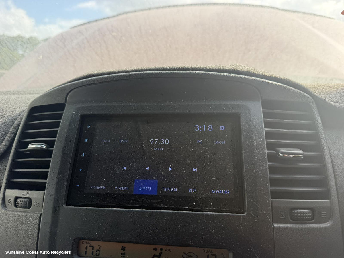 2005-2015 Nissan Navara Radio Cd Dvd Sat Tv