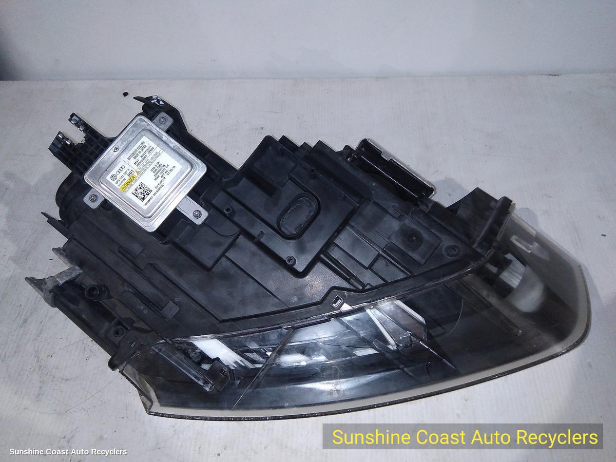 2012-2014 Audi Q3 Left Headlamp