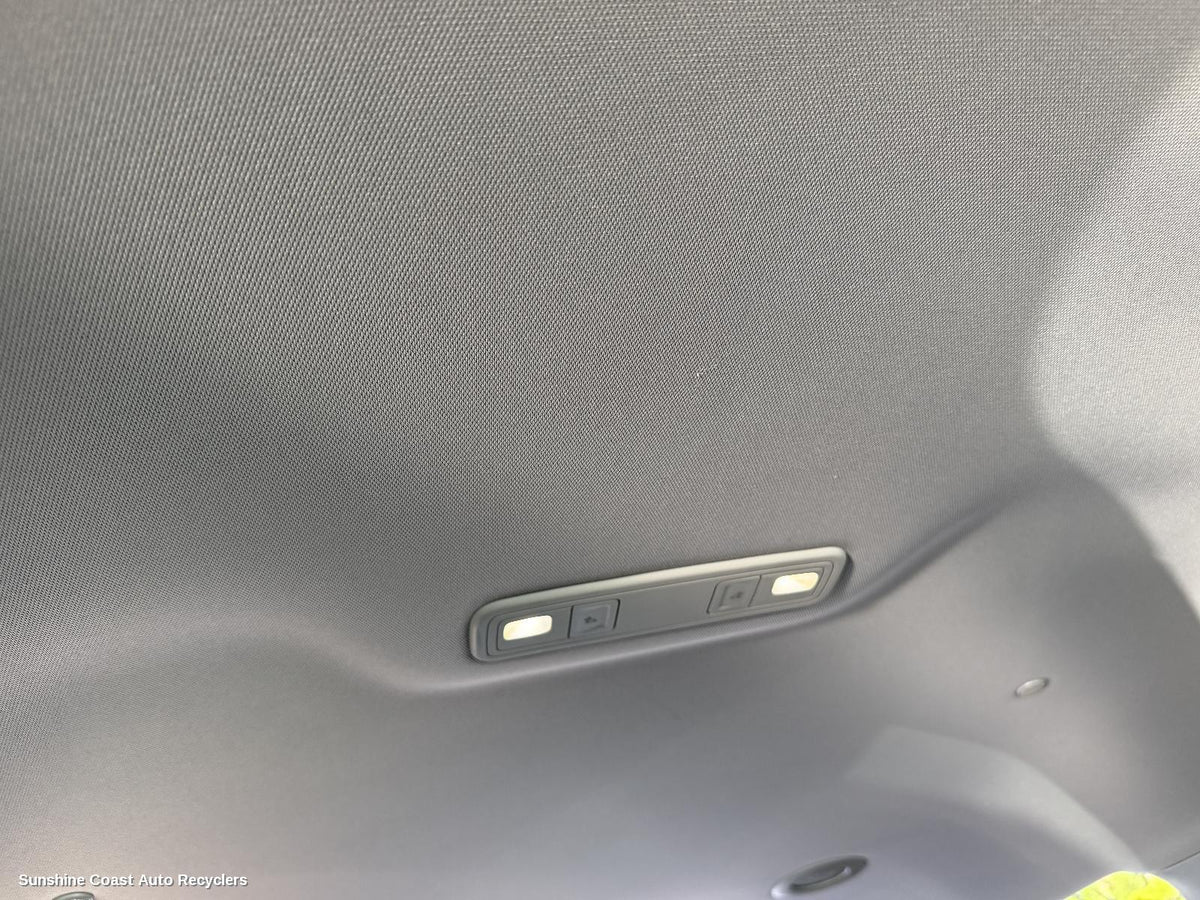 2018-2020 Holden Acadia Courtesy Light