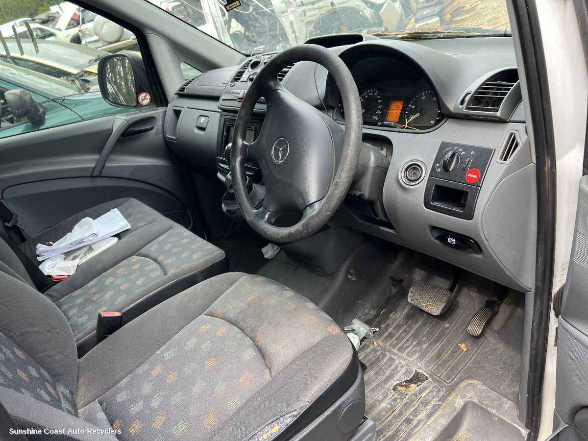 2004-2015 Mercedes Vito Door Boot Gate Lock