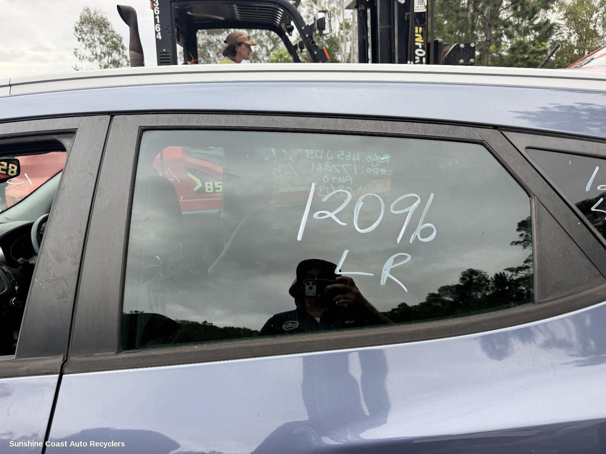 2009-2016 Hyundai Ix35 Left Rear Door Window