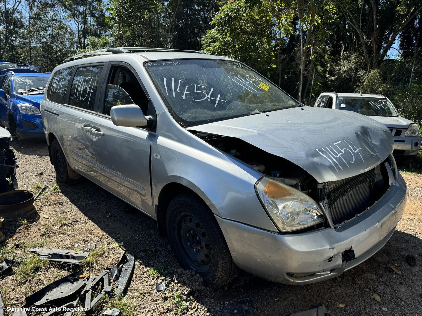 2010 Kia Carnival/grand Carnival Left Front Door