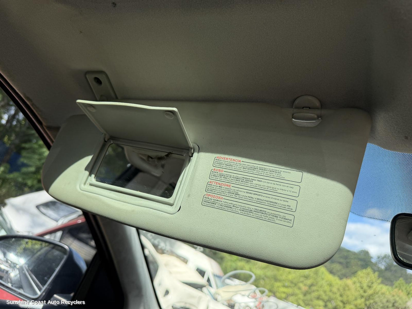 2007-2014 Nissan Dualis Sunvisor