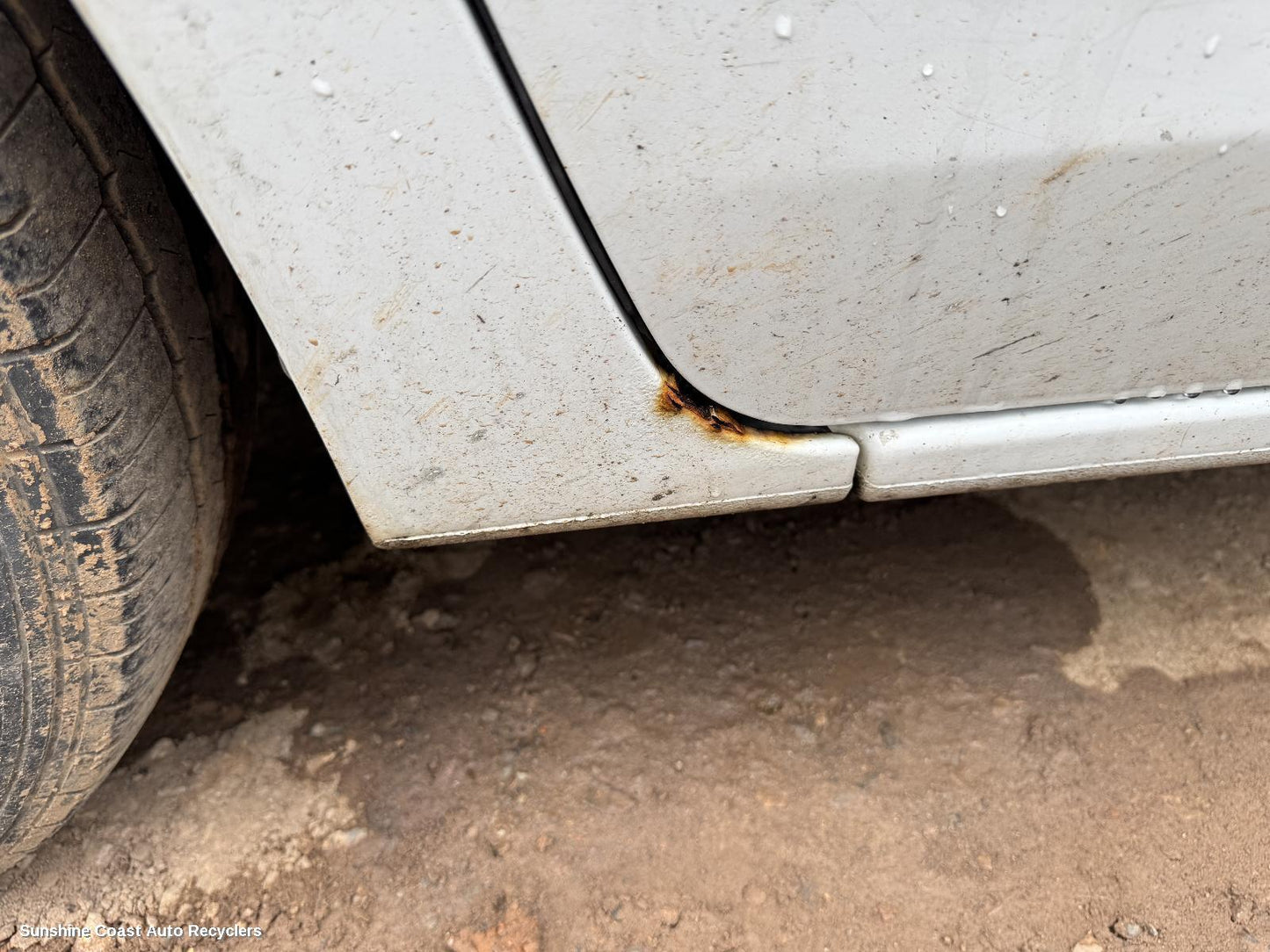 2019 Ldv G10 Left Guard