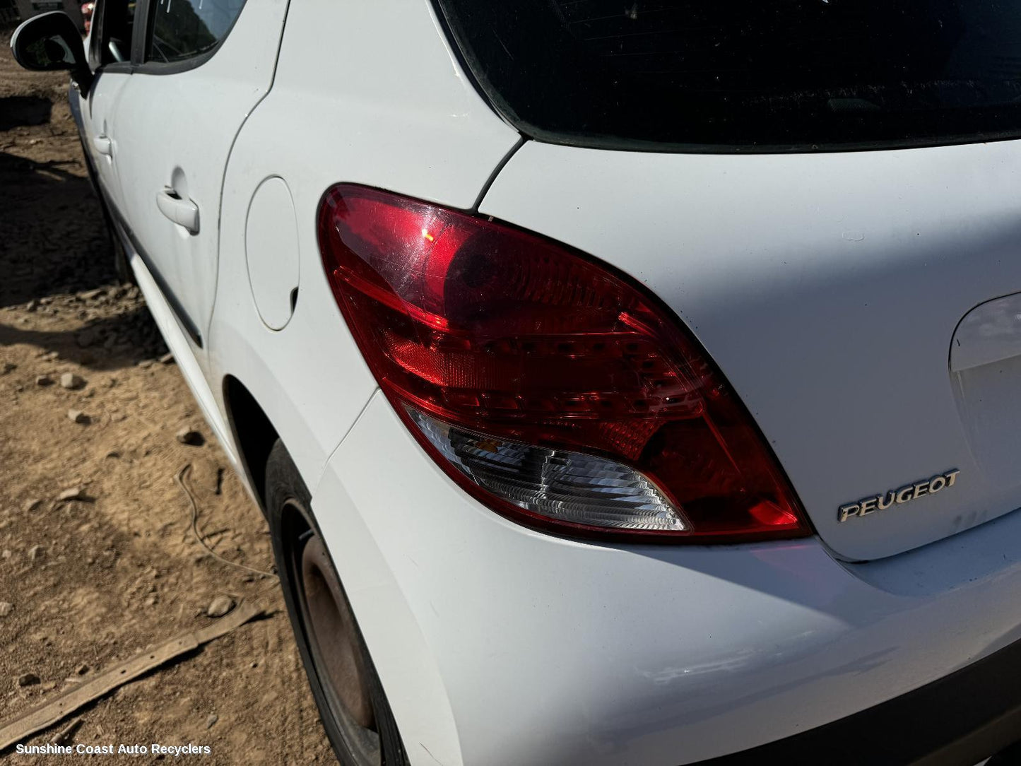 2006-2012 Peugeot 207 Left Taillight
