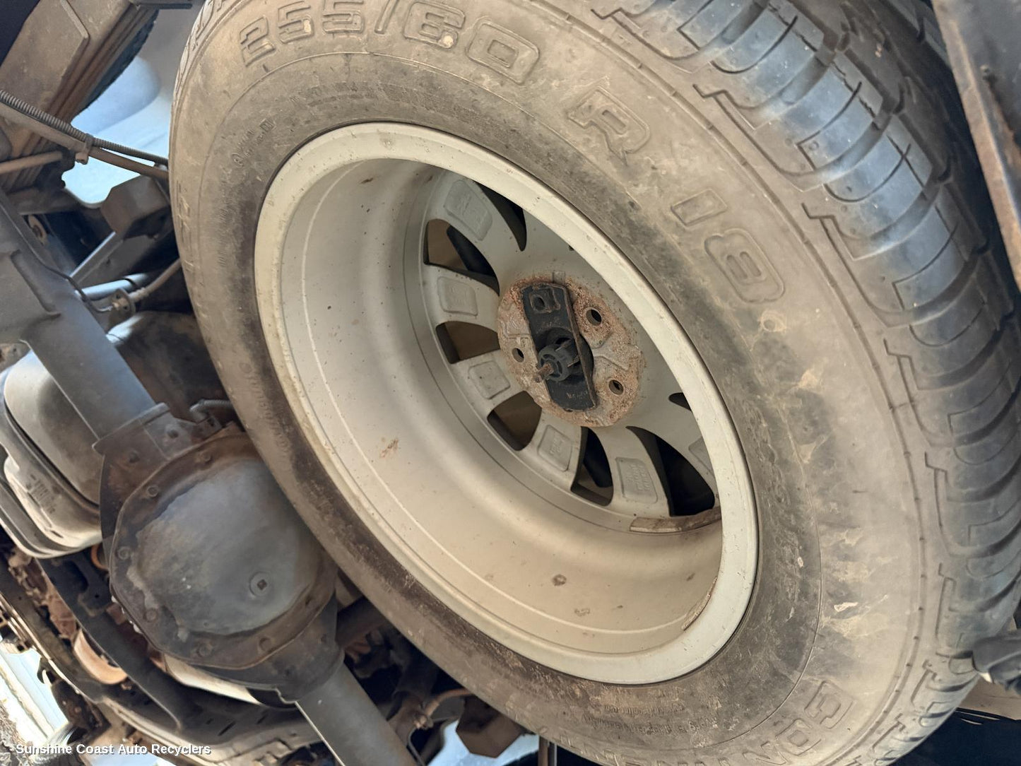 2013 Volkswagen Amarok Wheel Mag