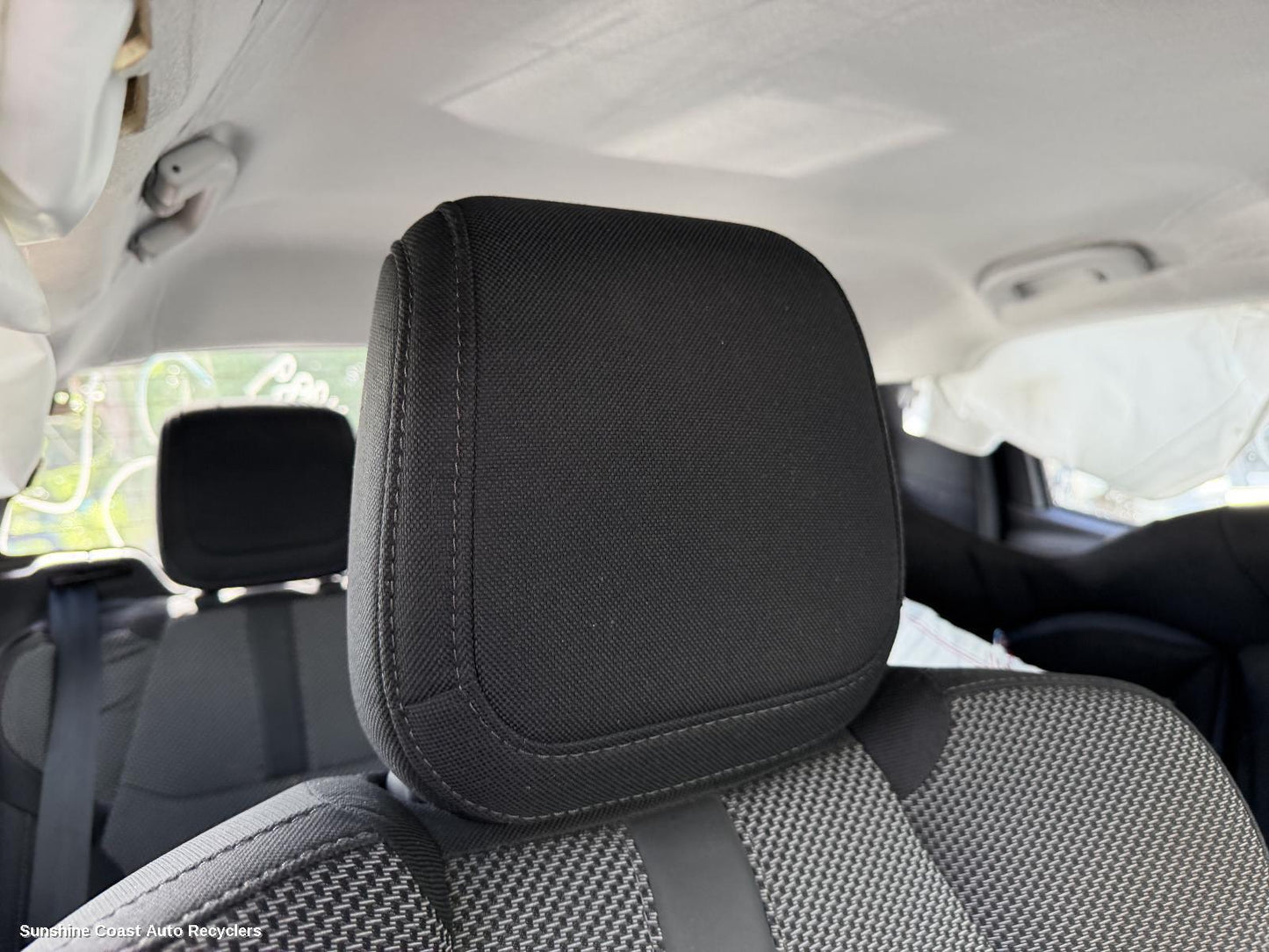 2020-2026 Mazda Bt50 Headrest