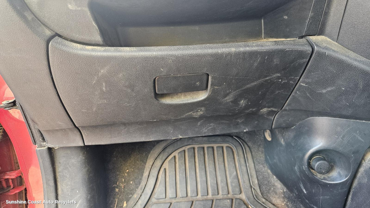 2010-2016 Nissan Micra Glove Box