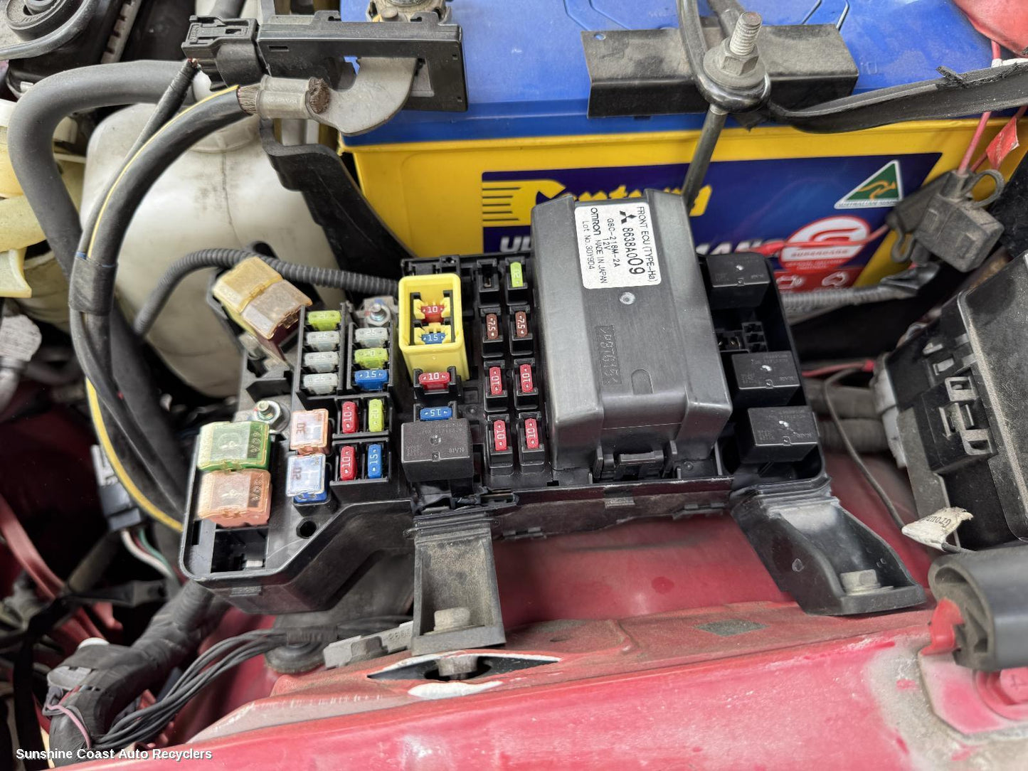 2009 Mitsubishi Pajero Fuse Box