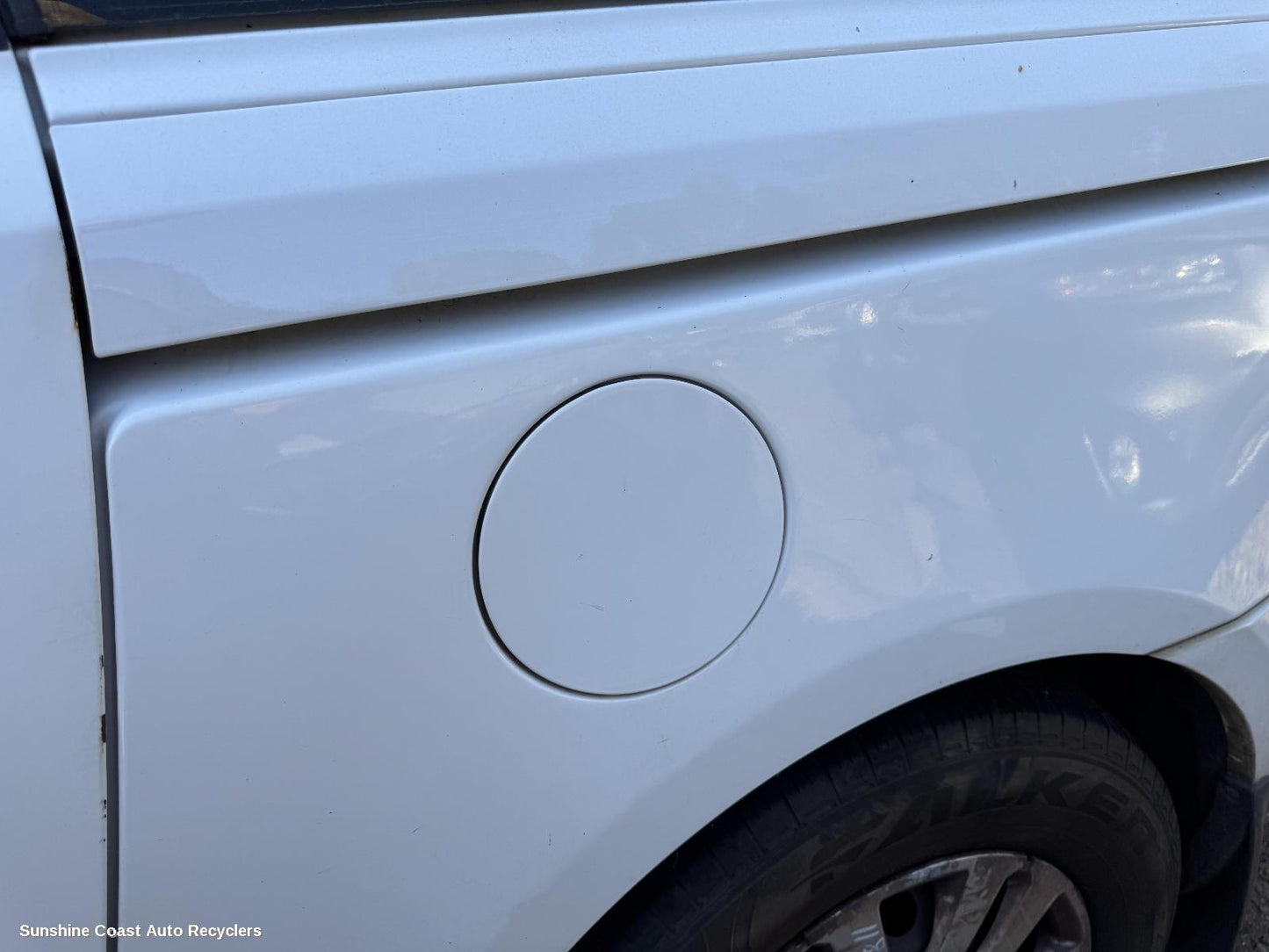 2010 Kia Carnival/grand Carnival Fuel Door   Filler