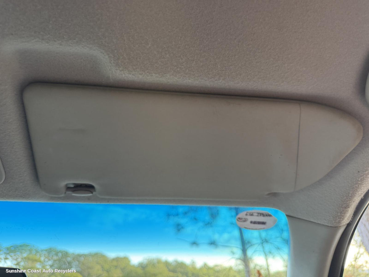 2005-2015 Nissan Navara Sunvisor