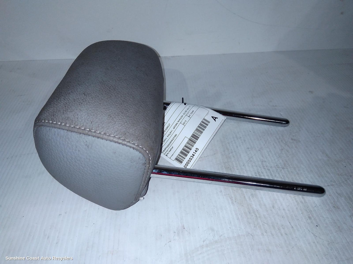 2010 Bmw 3 Series Headrest