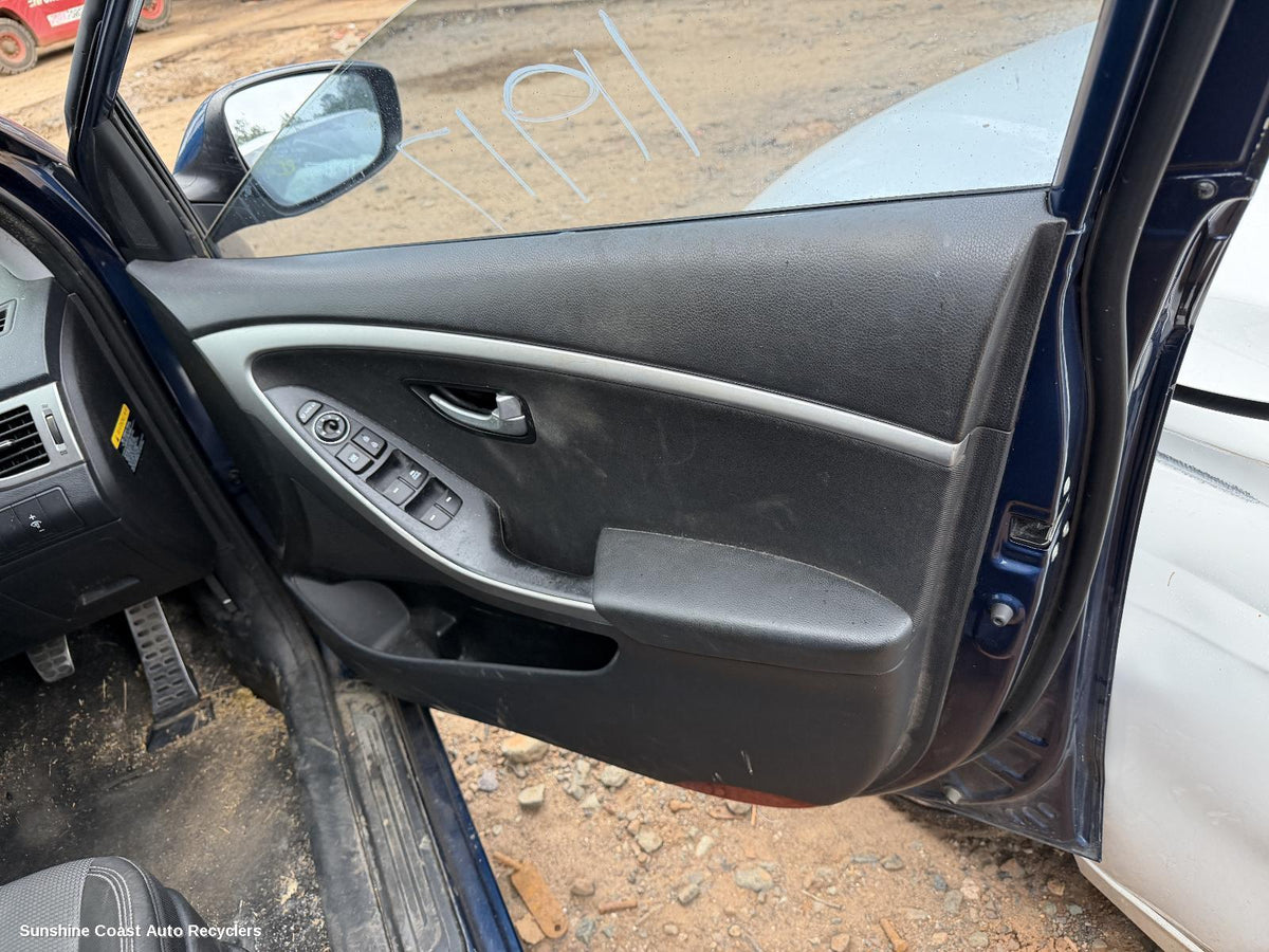 2012-2017 Hyundai I30 Right Front Window Reg Motor