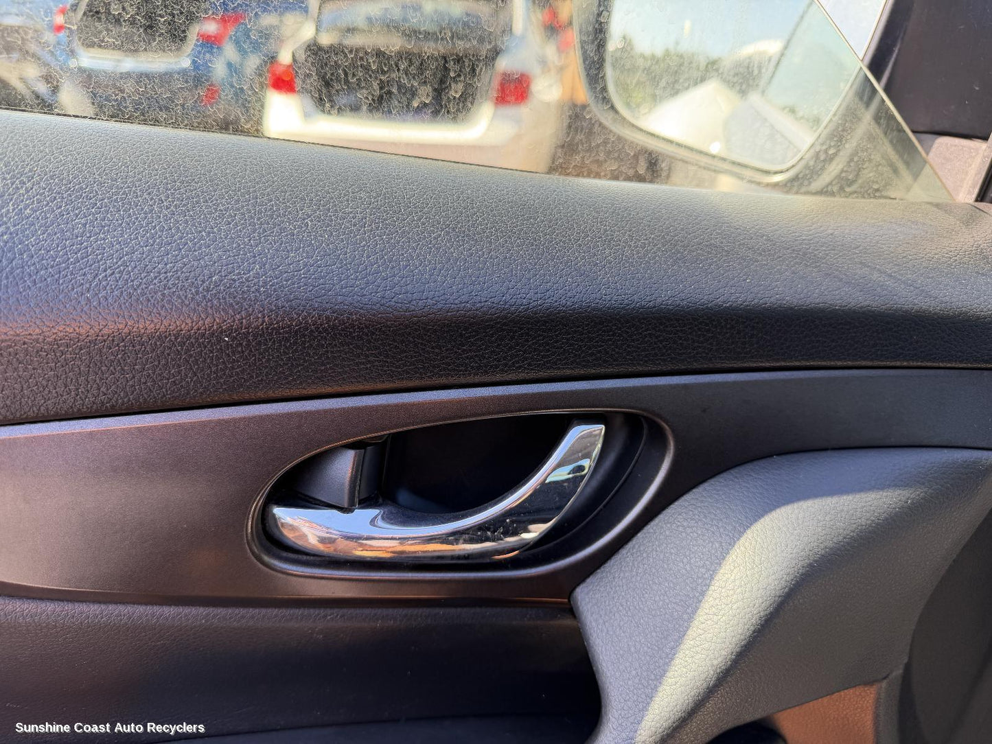 2014 Nissan Xtrail Door Handle