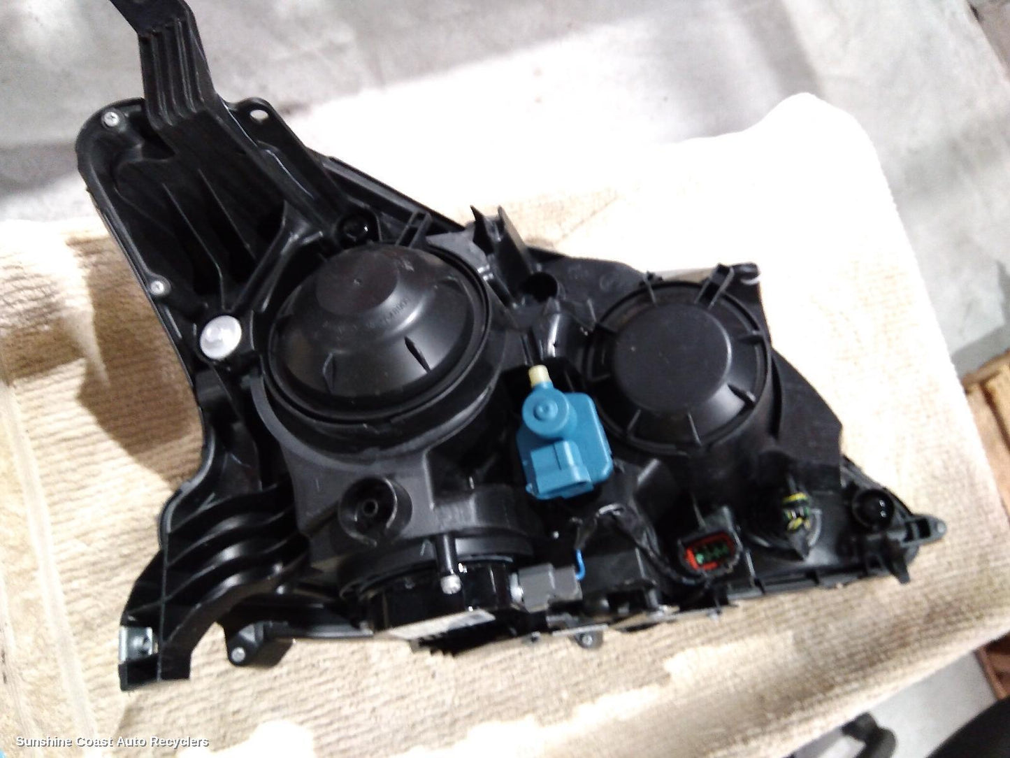 2014 Nissan Pulsar Left Headlamp