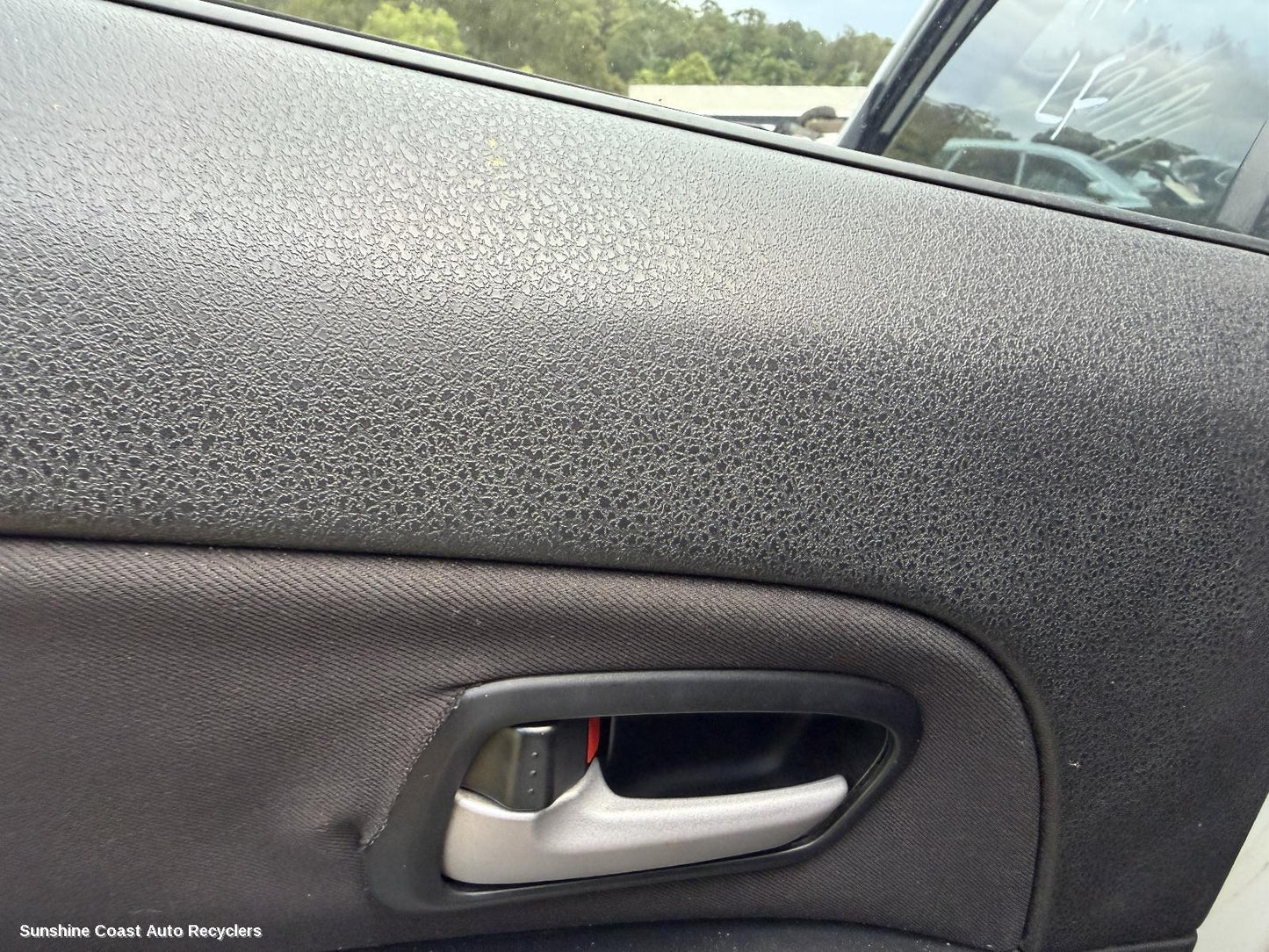2013 Suzuki Vitara Door Handle