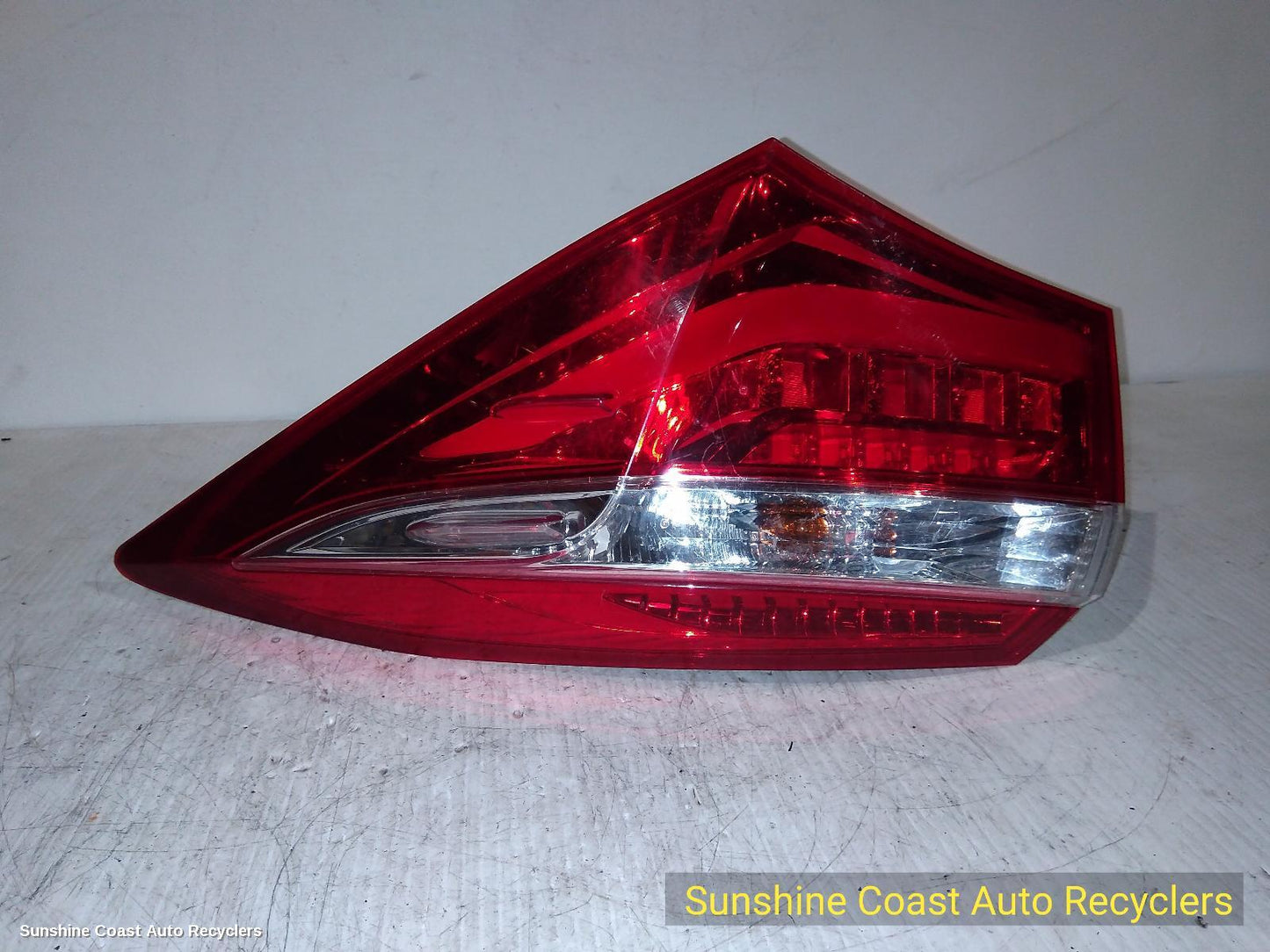 2014 Toyota Corolla Right Taillight