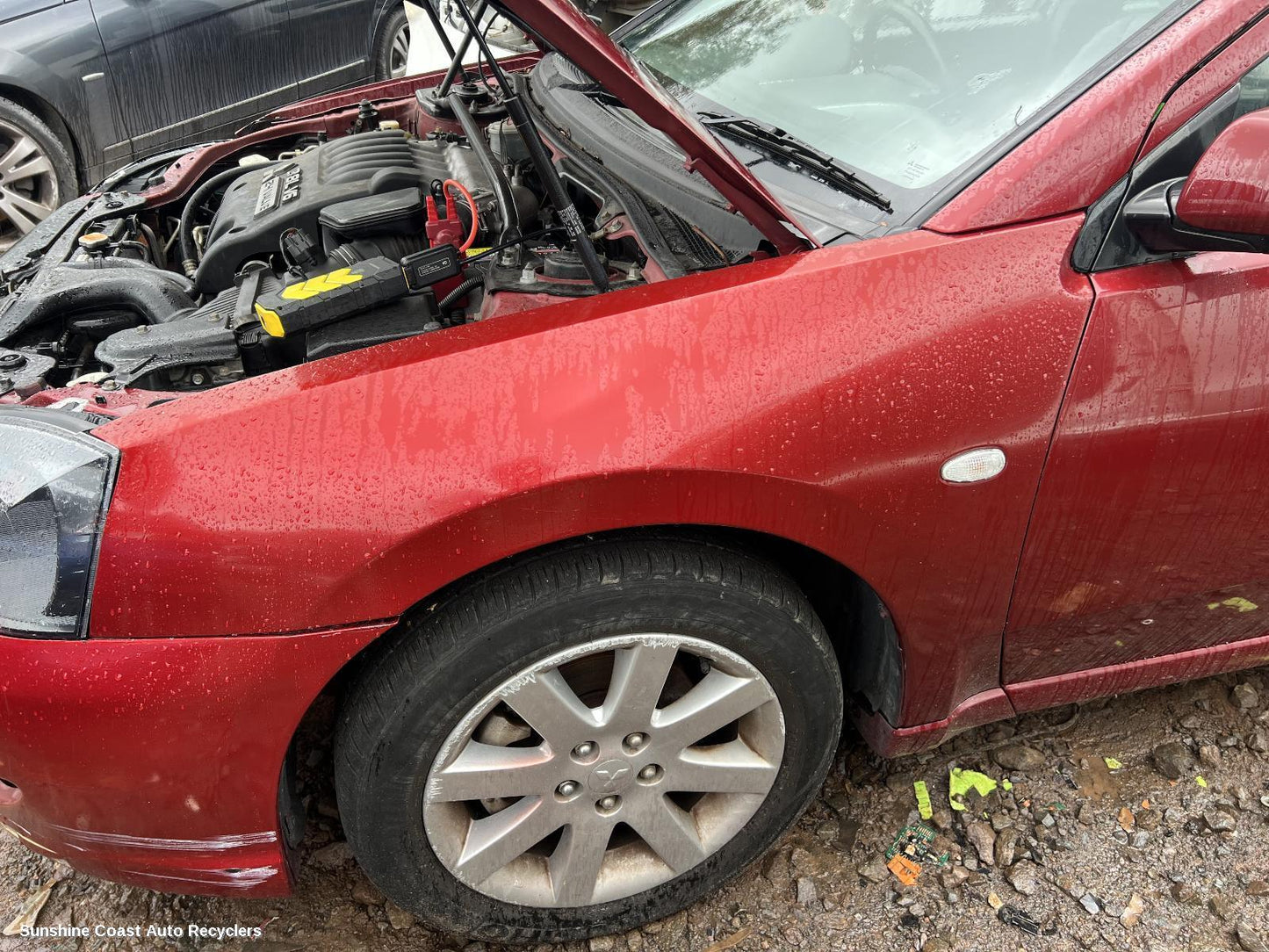 2005-2008 Mitsubishi 380 Left Guard