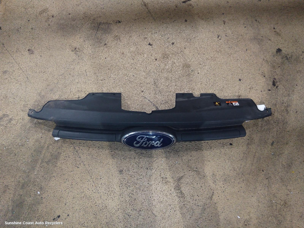 2013-2017 Ford Transit Custom Grille