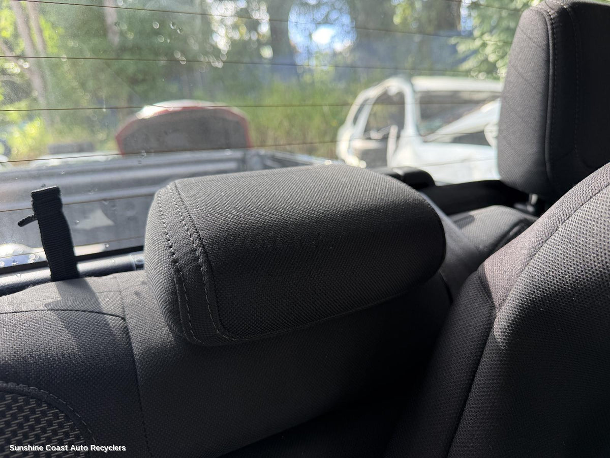 2020-2026 Mazda Bt50 Headrest