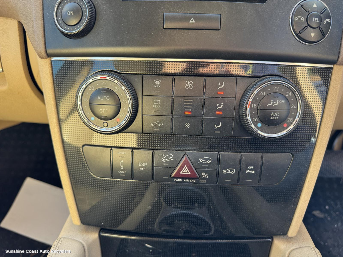 2005-2011 Mercedes M Class Heater Ac Controls
