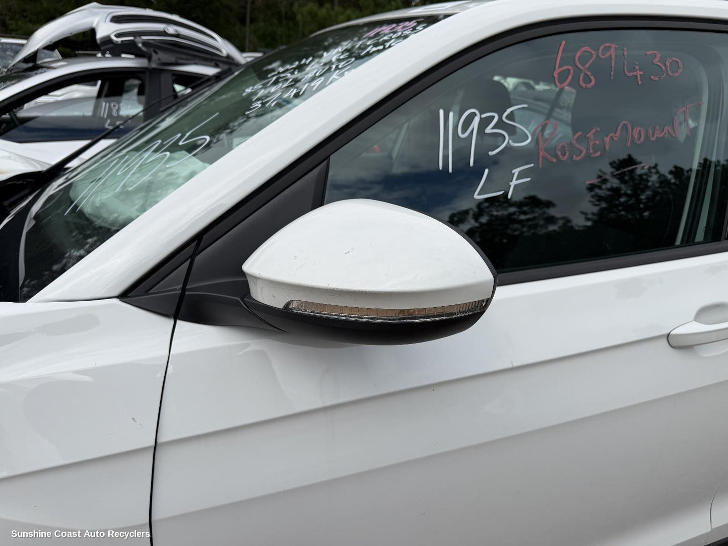 2020-2025 Volkswagen T-cross Left Door Mirror