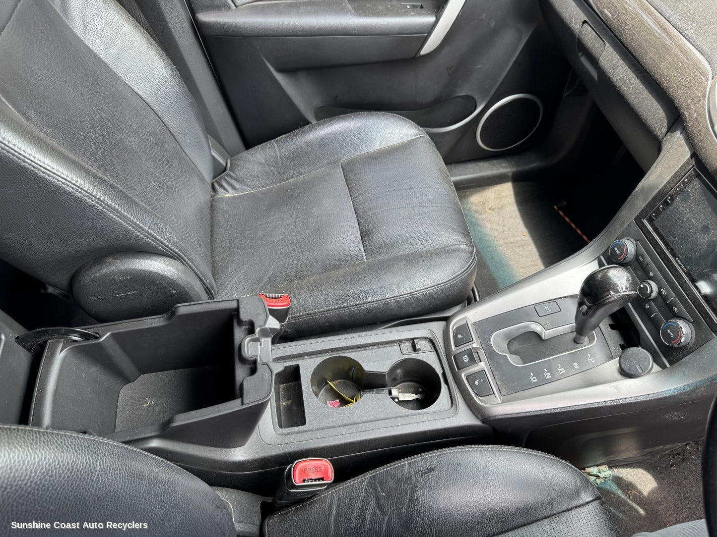2013 Holden Captiva Console