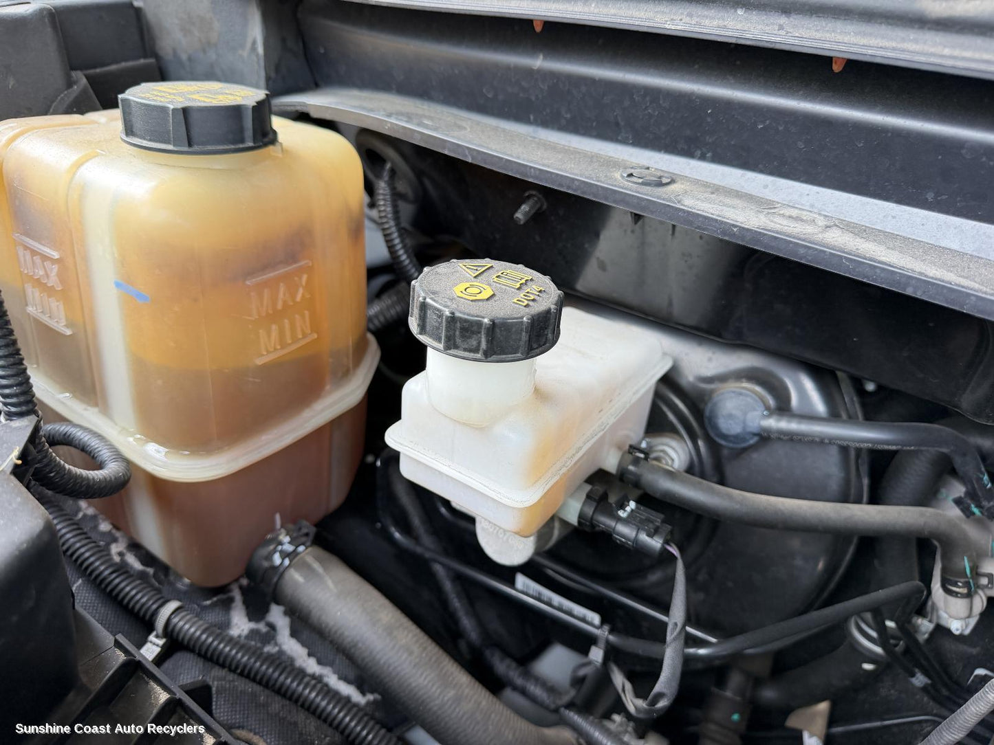 2017-2021 Ldv T60 Overflow Bottle