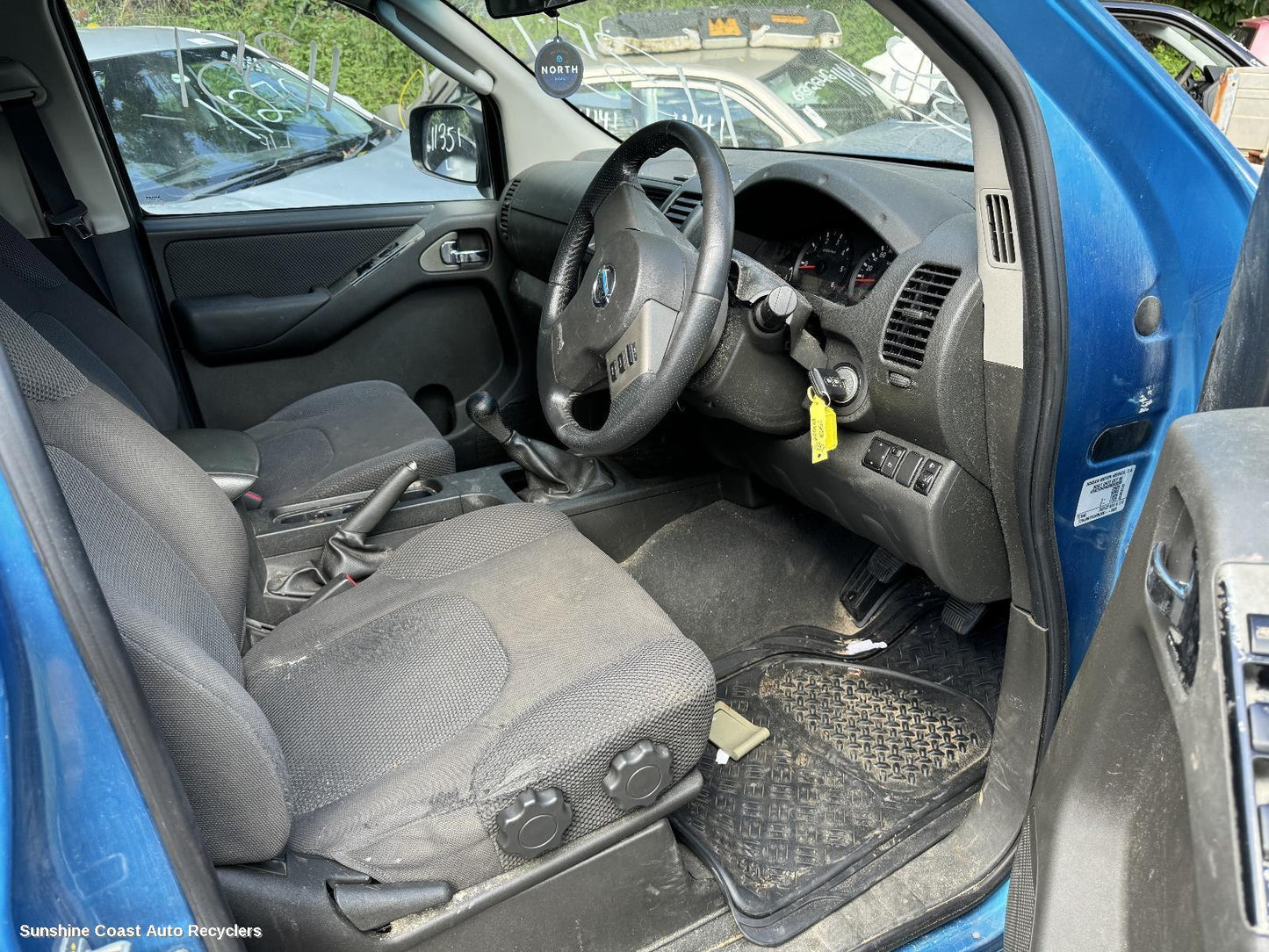 2008 Nissan Navara Steering Column