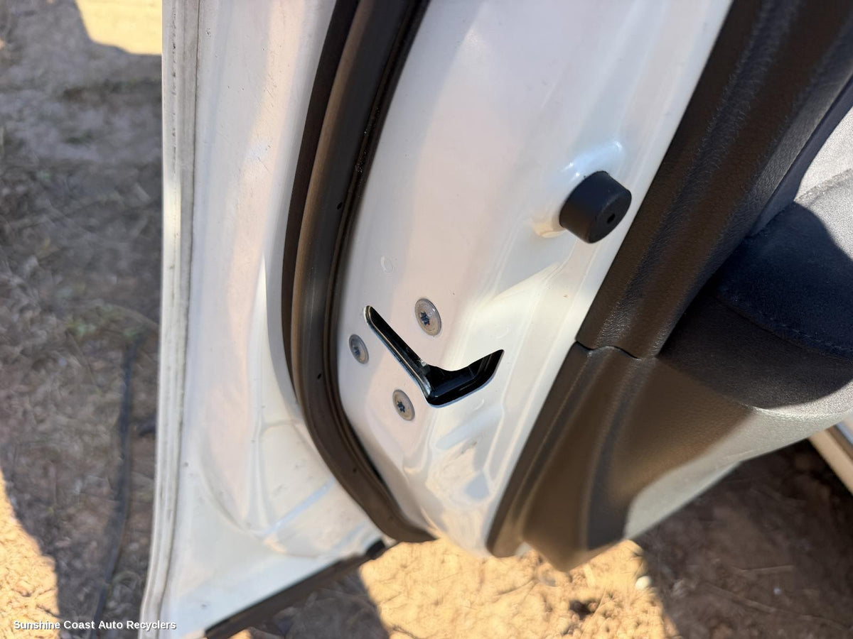 2012-2017 Nissan Pulsar Door Boot Gate Lock