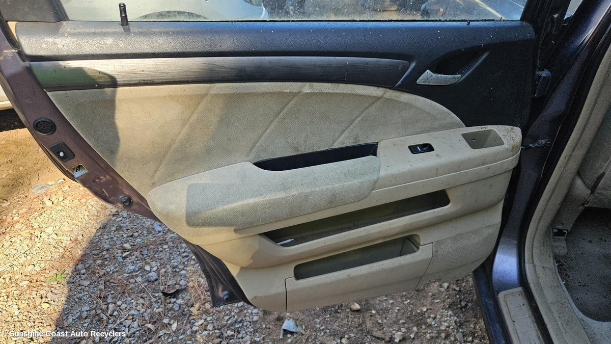 2004-2009 Honda Odyssey Door Trim