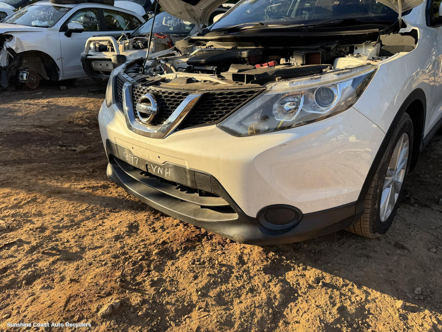 2015 Nissan Qashqai Front Bumper