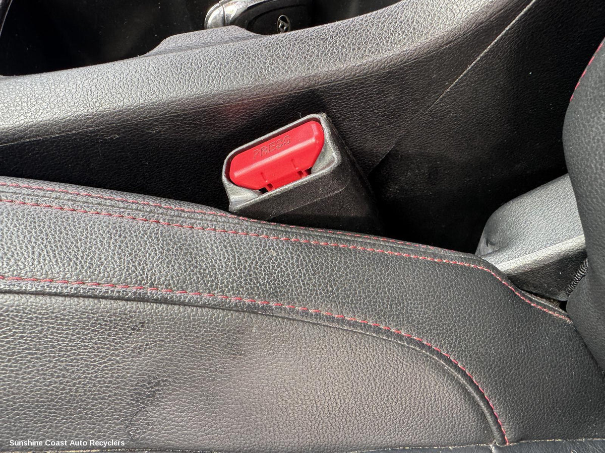 2017-2026 Ldv T60 Seatbelt Stalk