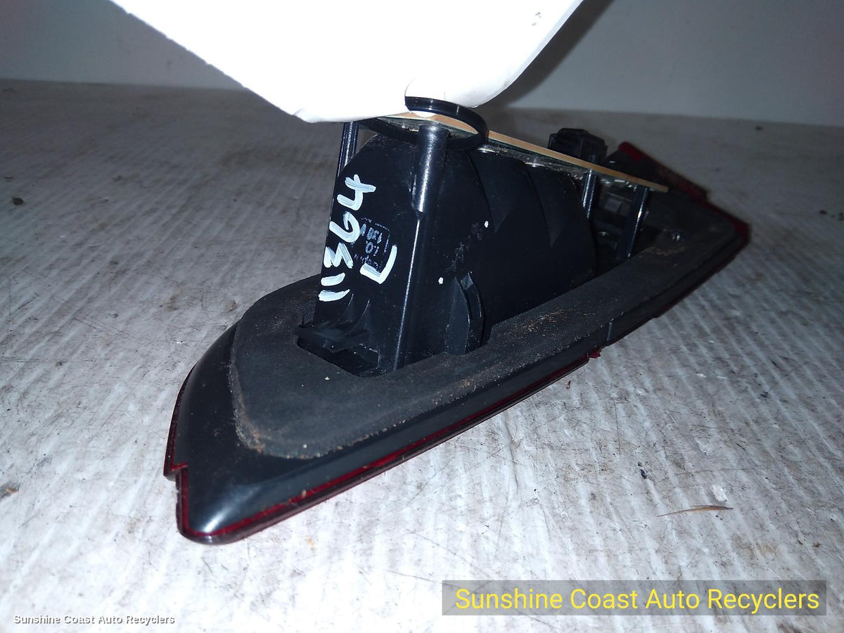 2008-2011 Jaguar Xf Rear Garnish