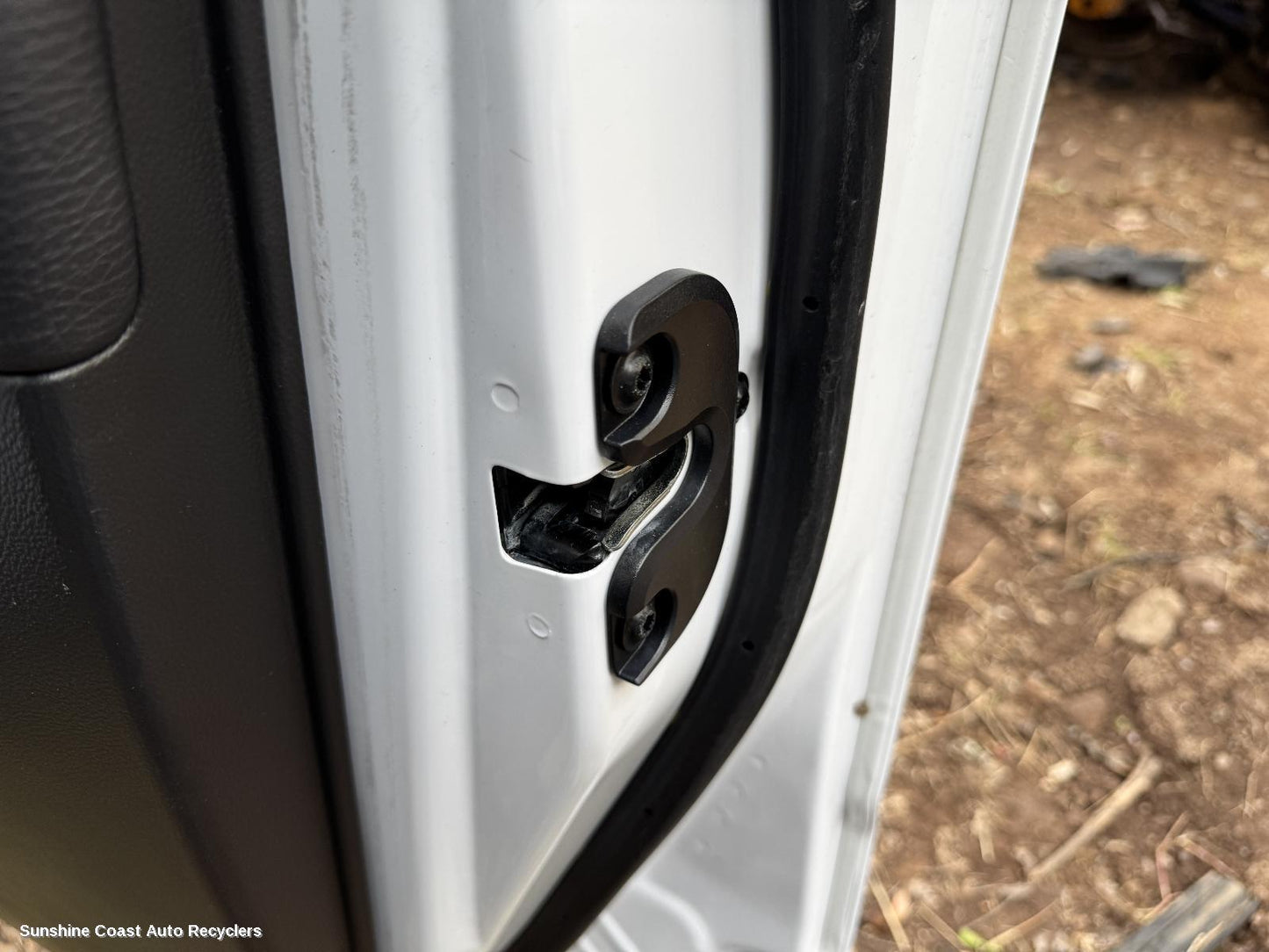 2013 Holden Captiva Door Boot Gate Lock