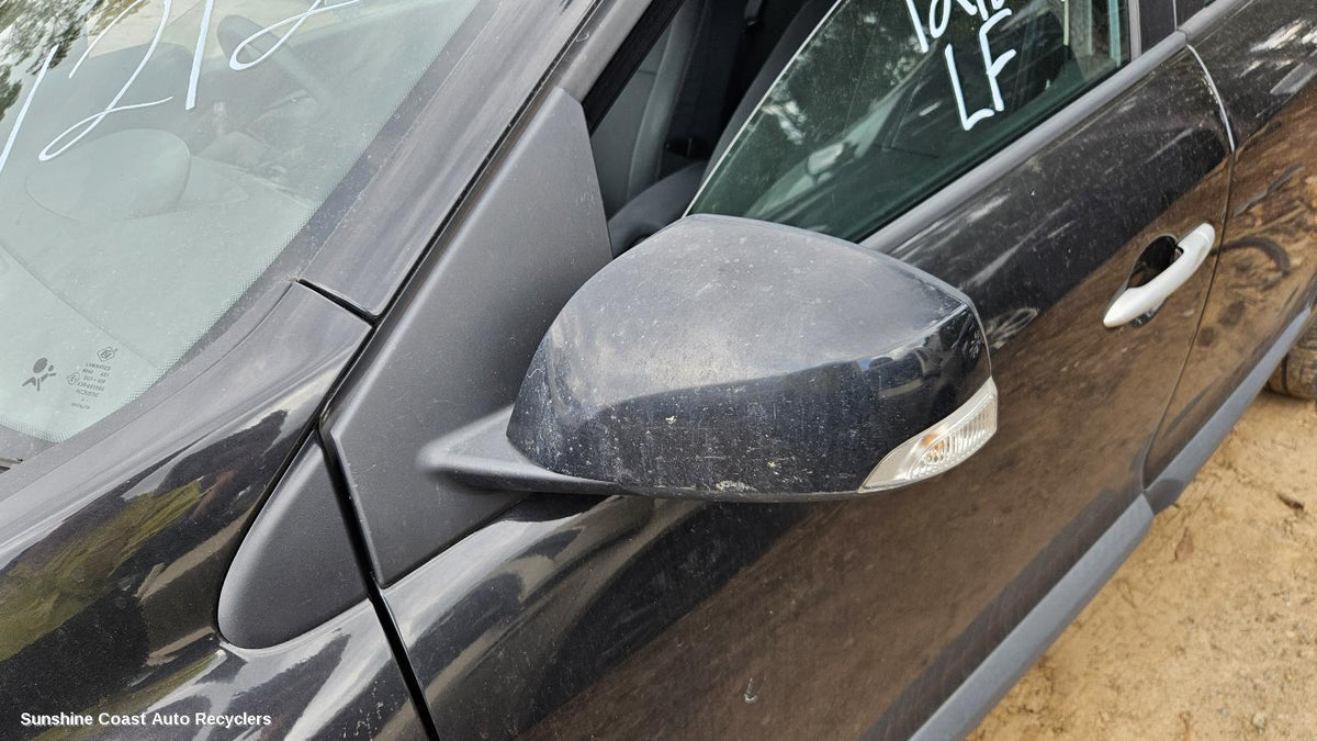 2010-2013 Renault Megane Left Door Mirror