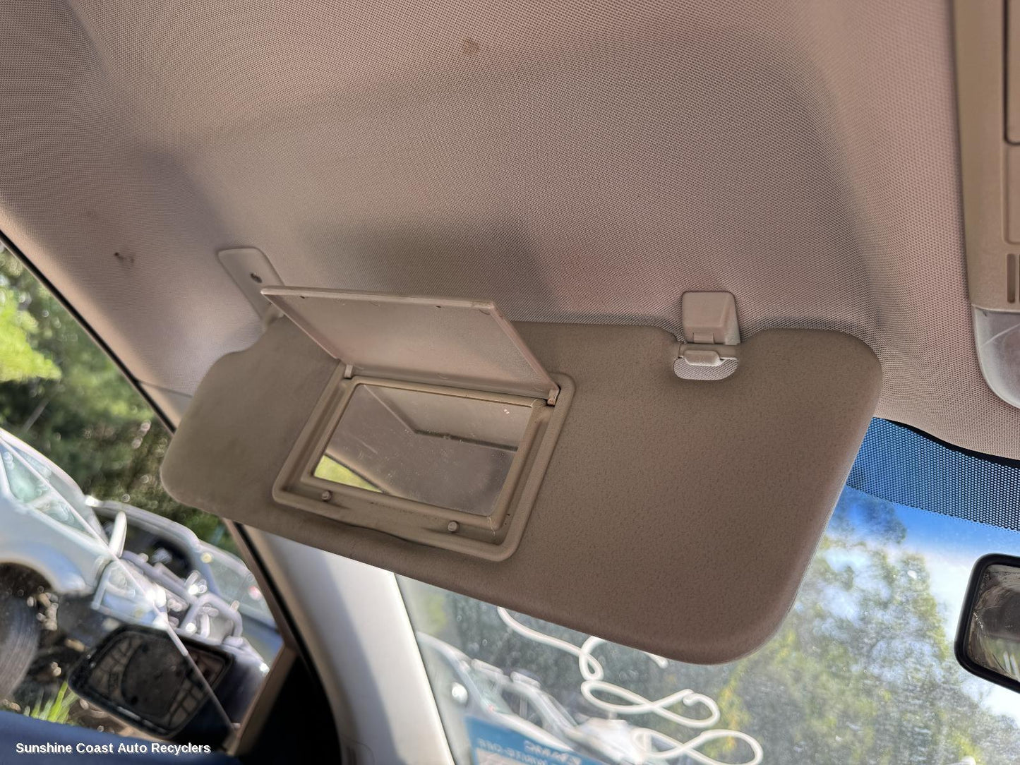 2011 Holden Commodore Sunvisor
