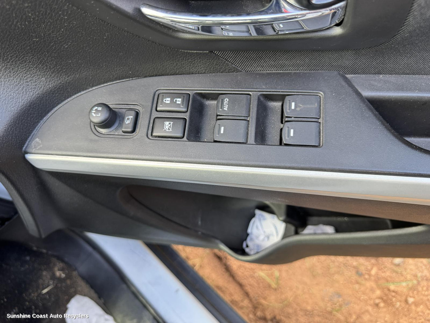 2017 Suzuki S-cross Pwr Dr Wind Switch