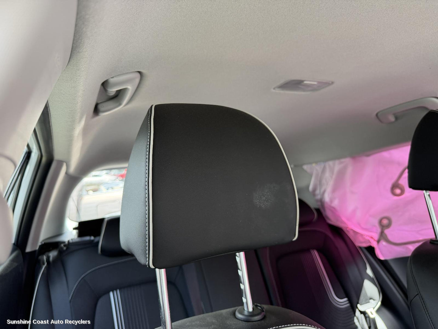 2019-2026 Hyundai Venue Headrest