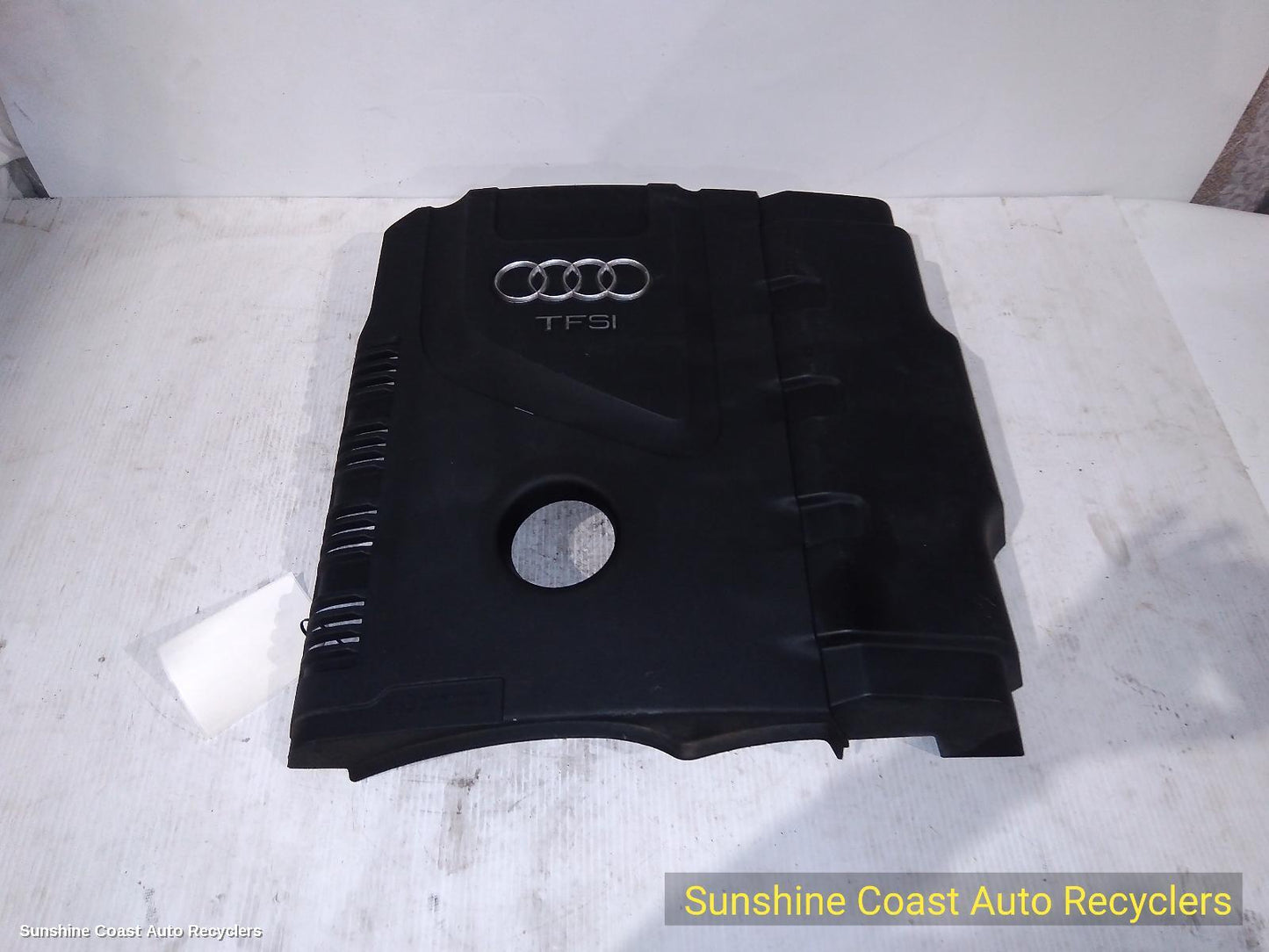 2011 Audi Q5 Engine Cover