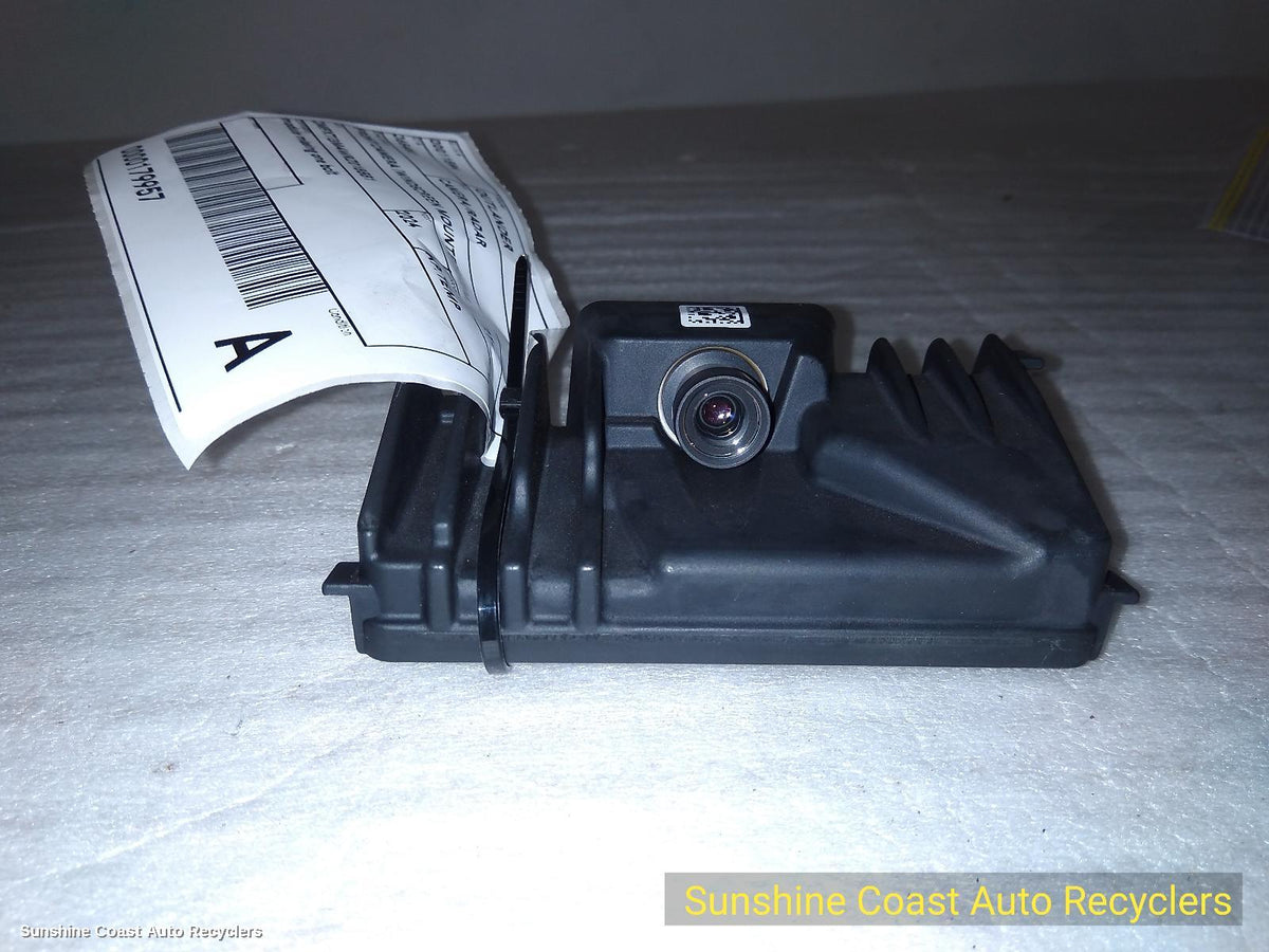 2021-2026 Mitsubishi Outlander Reverse Camera