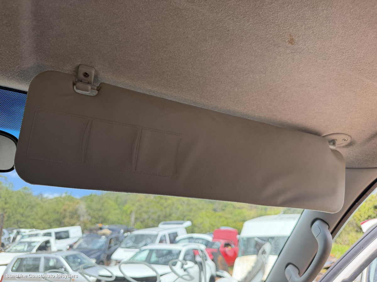 2005-2019 Toyota Hiace Sunvisor