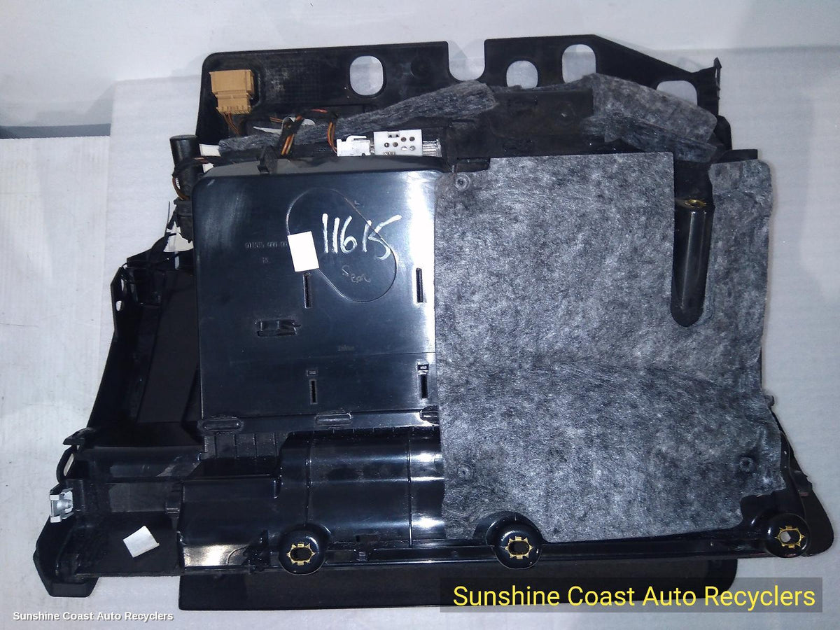 2008-2017 Audi Q5 Glove Box