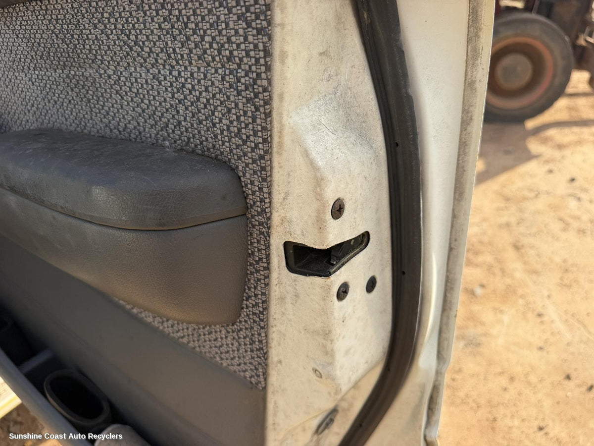 1990-1998 Toyota Landcruiser Door Boot Gate Lock