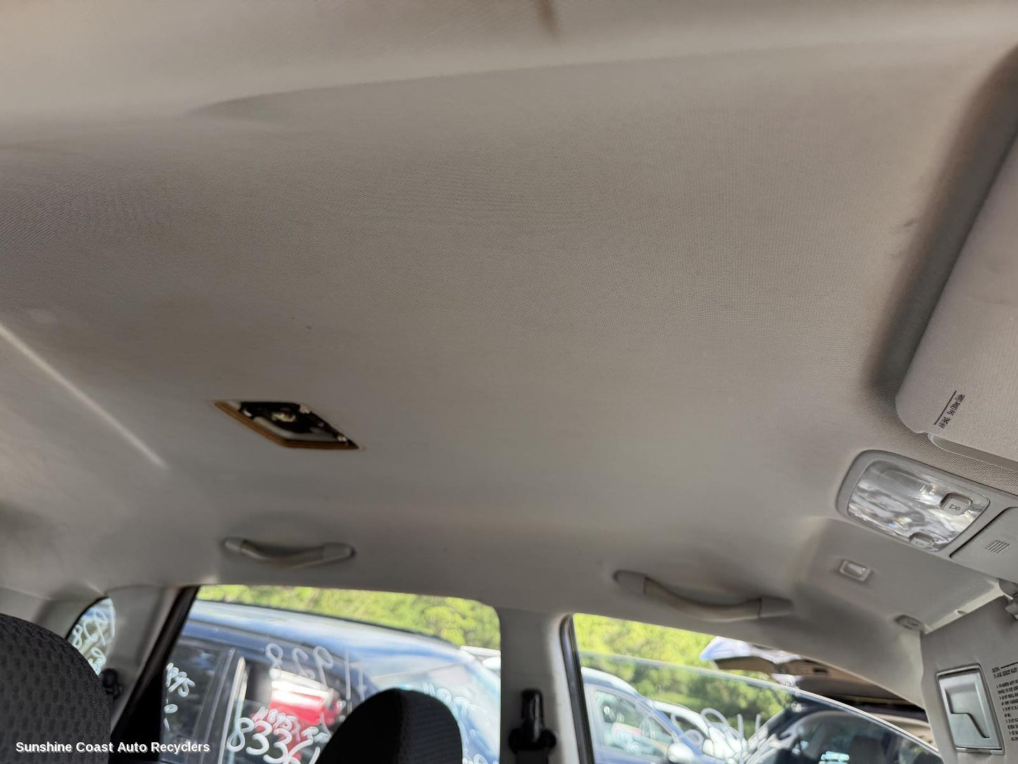 2004-2010 Hyundai Tucson Hoodlining