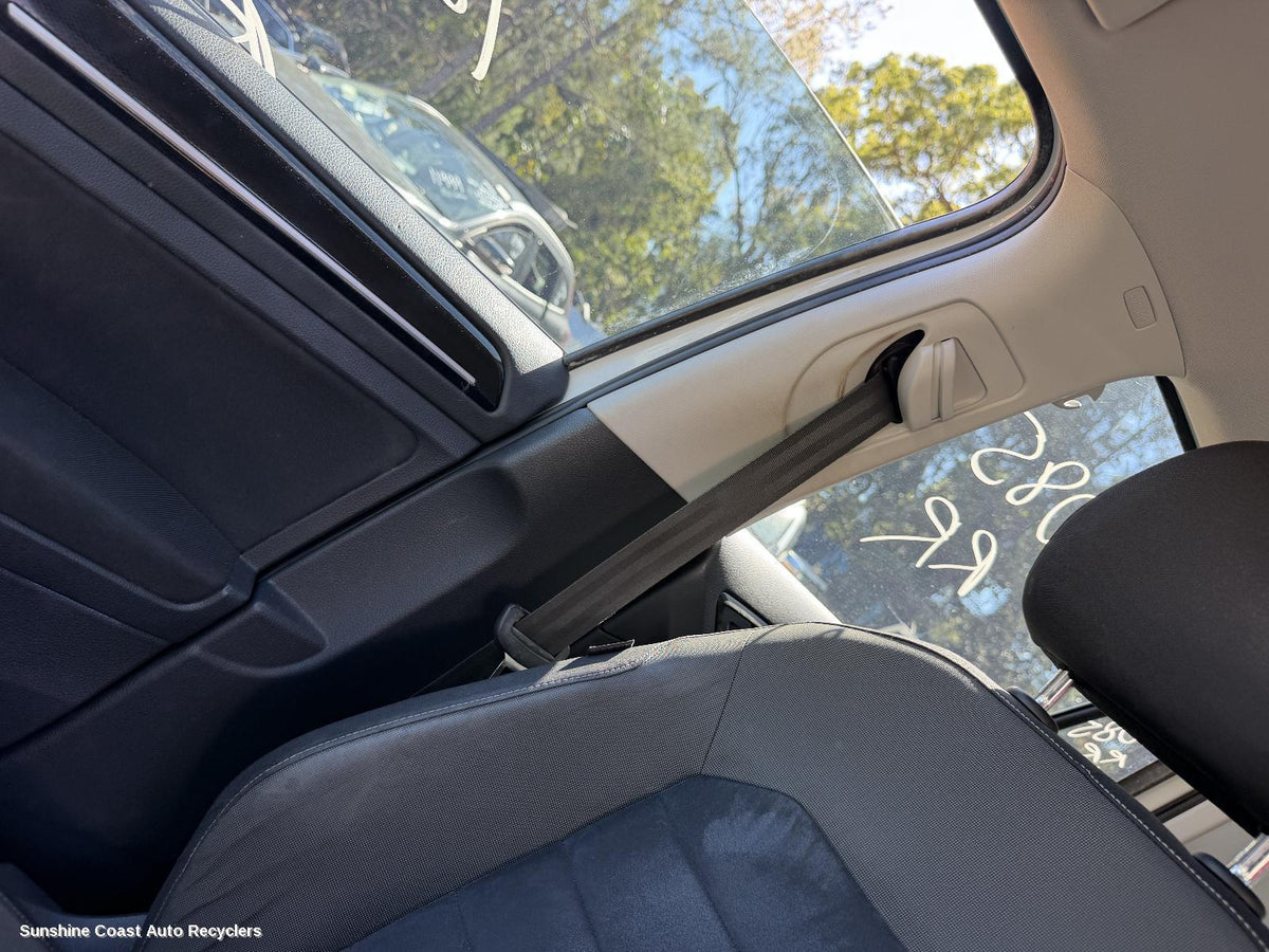 2012-2020 Volkswagen Golf Seatbelt Stalk