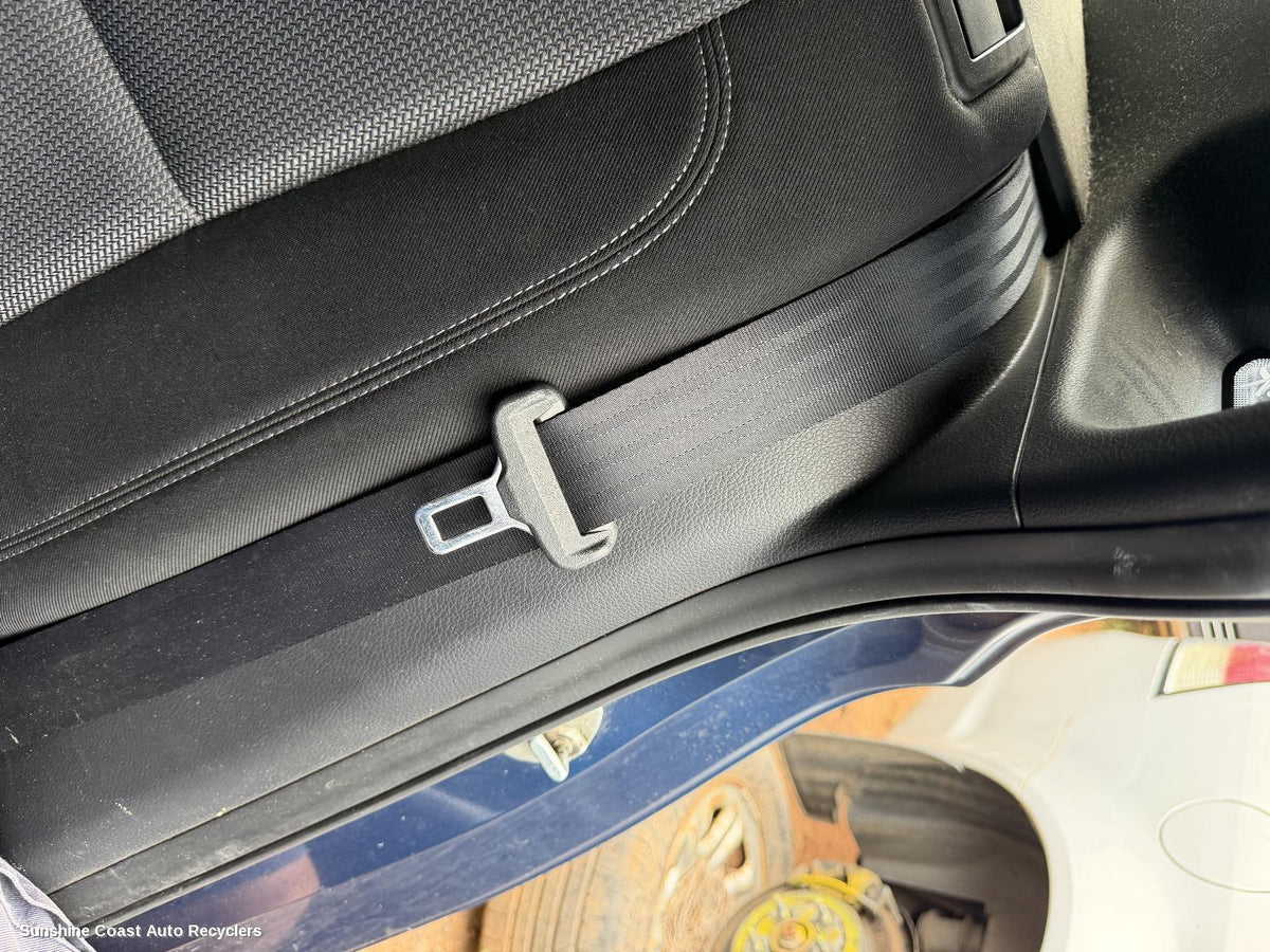 2012-2017 Hyundai I30 Seatbelt Stalk