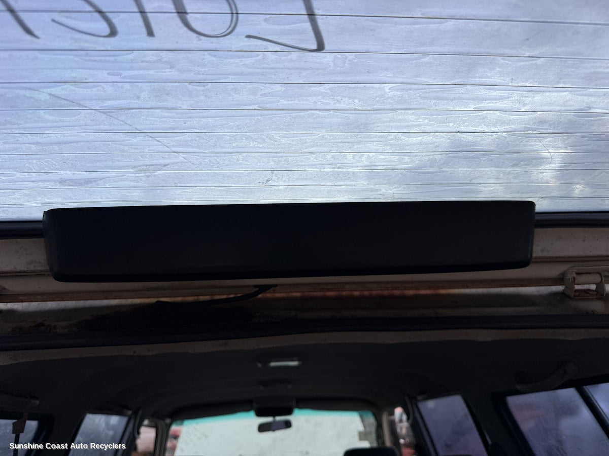 1990-1998 Toyota Landcruiser High Level Stoplight